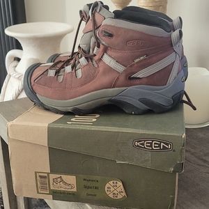 Keen Targhee II Mid Hiking Boots